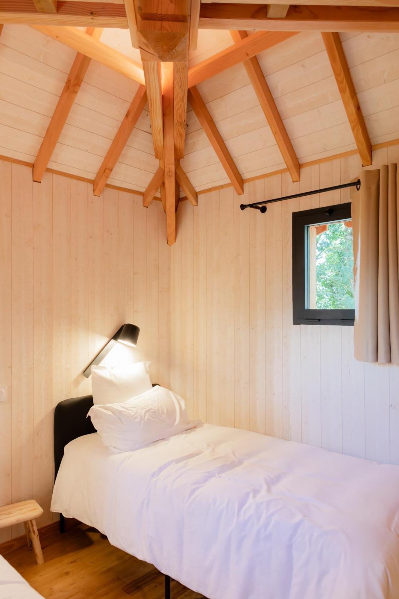 Dolce Et Cabane Berat Bagian luar foto