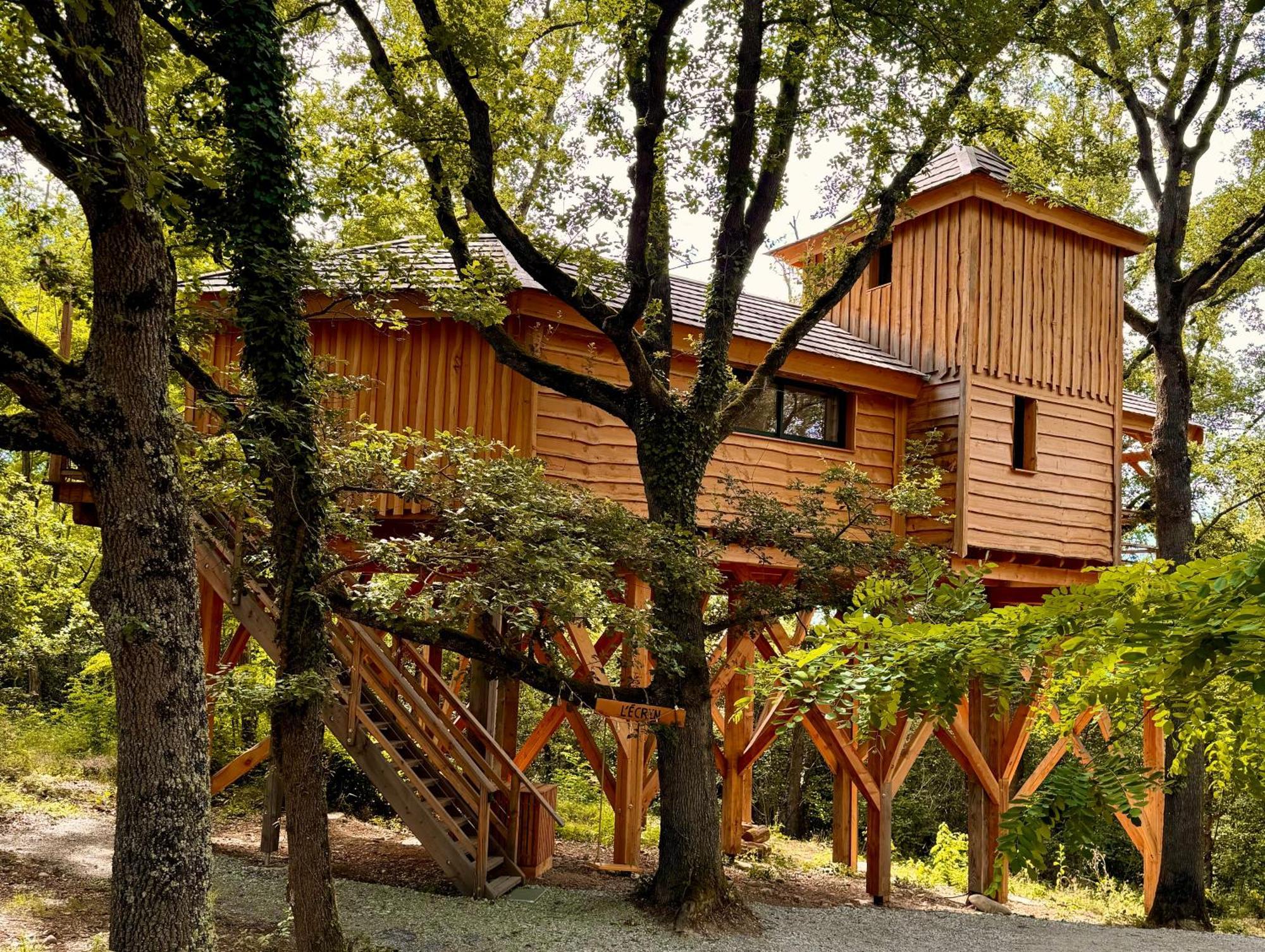Dolce Et Cabane Berat Bagian luar foto